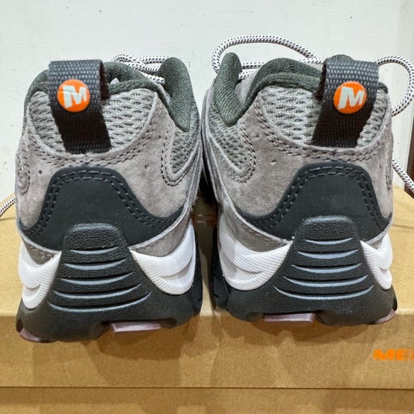 Merrell hiking sneakers (8.5w) - Picture 5 of 6